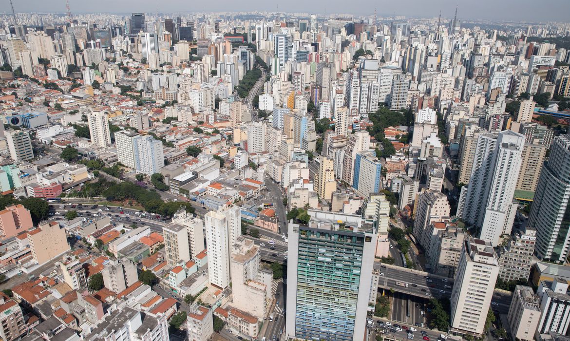 Pesquisa aponta que cidade de São Paulo tem mais prédios do que casas